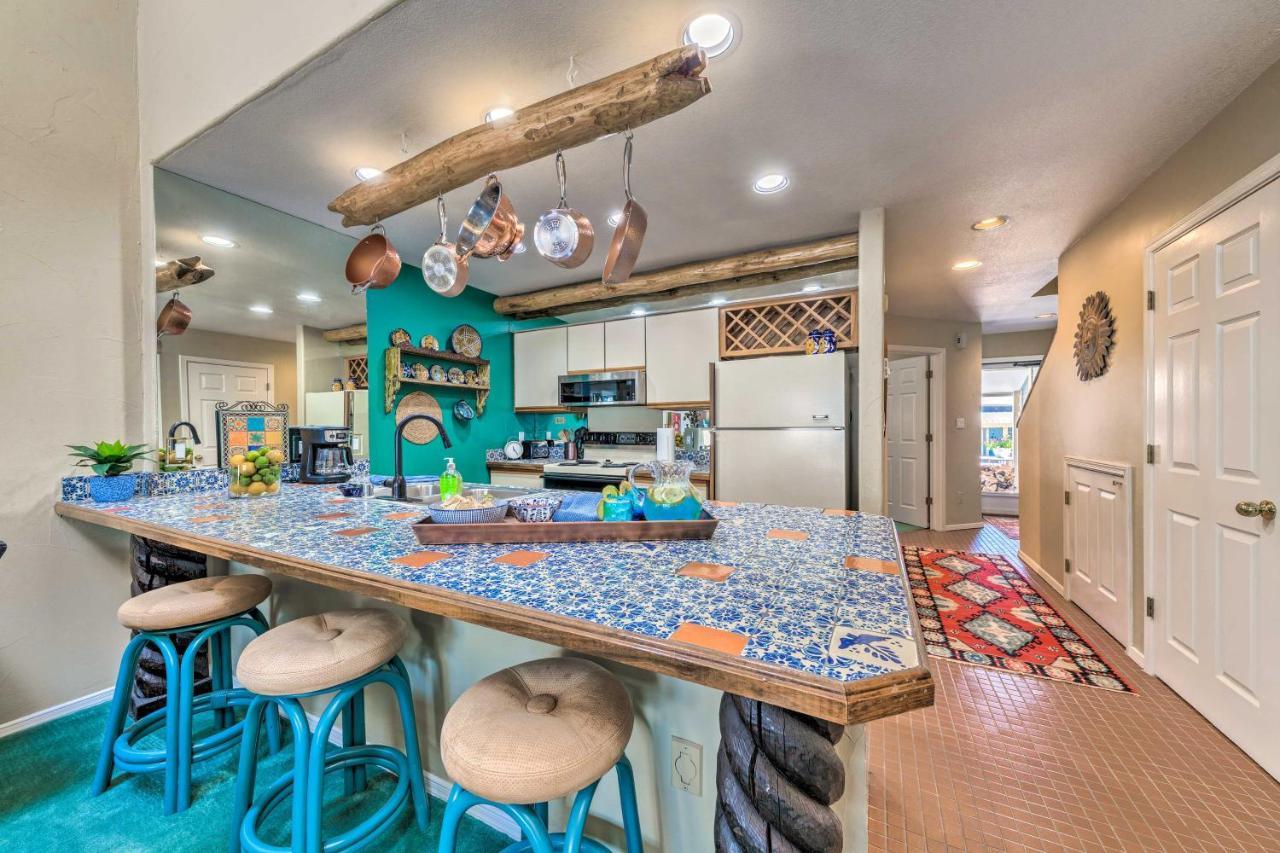 Eclectic Home With Deck 4 Miles To Ski Cloudcroft! Экстерьер фото